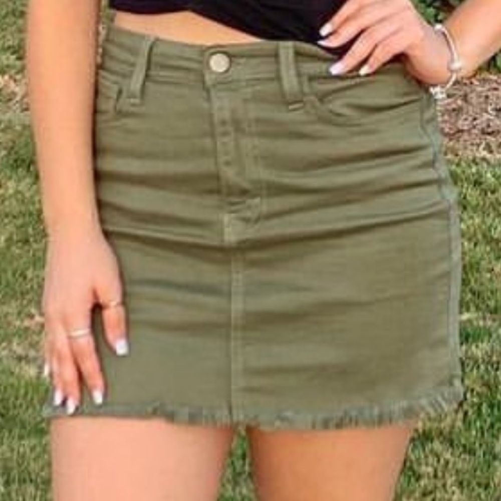 Green skirt